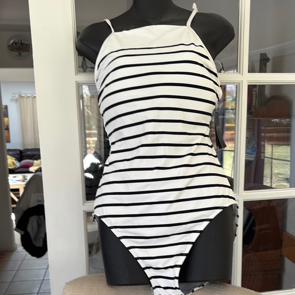 Lauren Ralph Lauren Black And White One Piece Swimsuit